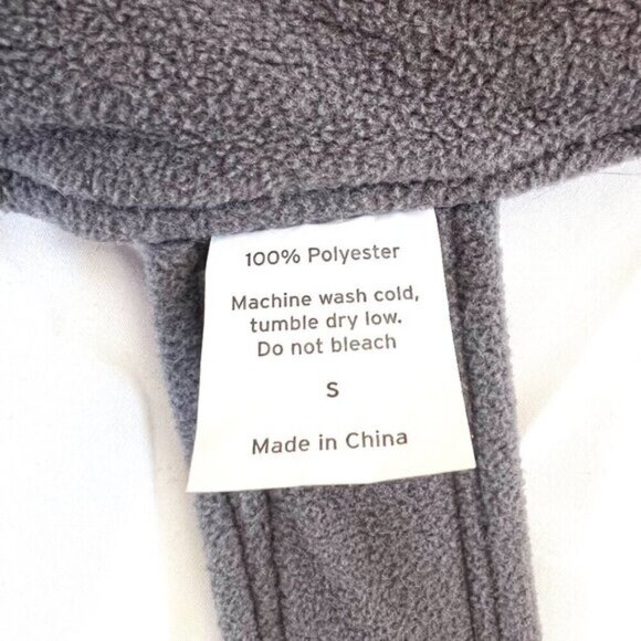 "NEW" Eddie Bauer Chinook Dog Pet Jacket Coat with hood red Small - Picture 13 of 13